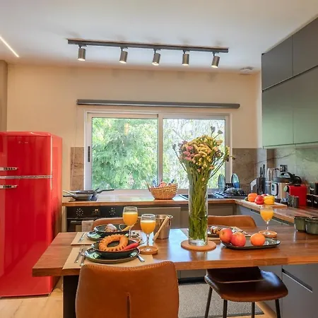 Apartament 1 Bdr New Boutique & Prime Location *