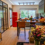 1 Bdr New Boutique & Prime Location Appartement Limasol
