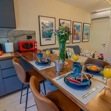 1 Bdr New Boutique & Prime Location Lägenhet *