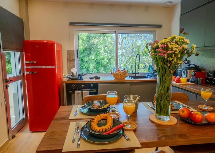 1 Bdr New Boutique & Prime Location