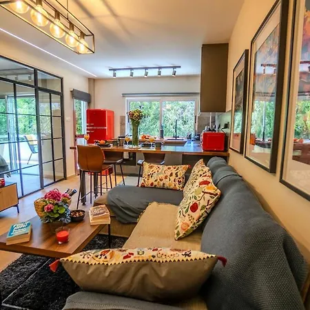 1 Bdr New Boutique & Prime Location Apartamento Limassol