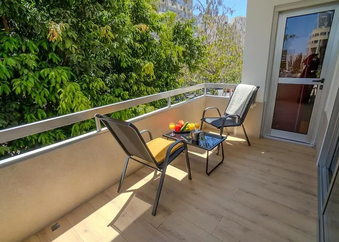 1 Bdr New Boutique & Prime Location Apartamento