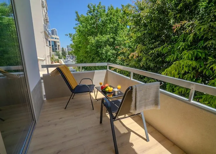 1 Bdr New Boutique & Prime Location Apartamento